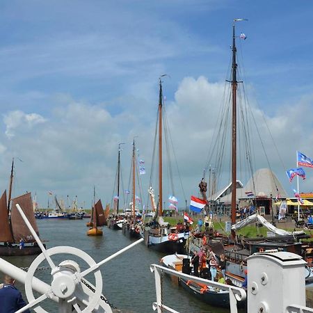 Stacaravan Op 5 Sterren Vakantiepark De Kuilart Friesland Aan Het Meer Met Zwembad 5P 237 Koudum Exterior foto