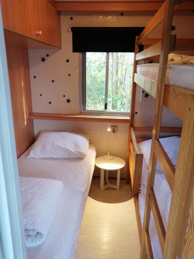 Stacaravan Op 5 Sterren Vakantiepark De Kuilart Friesland Aan Het Meer Met Zwembad 5P 237 Koudum Exterior foto