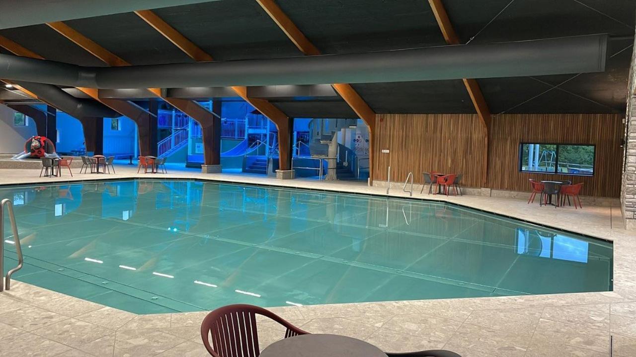 Stacaravan Op 5 Sterren Vakantiepark De Kuilart Friesland Aan Het Meer Met Zwembad 5P 237 Koudum Exterior foto