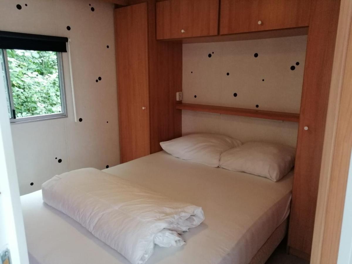 Stacaravan Op 5 Sterren Vakantiepark De Kuilart Friesland Aan Het Meer Met Zwembad 5P 237 Koudum Exterior foto