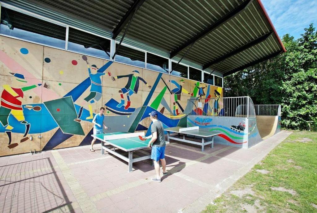 Stacaravan Op 5 Sterren Vakantiepark De Kuilart Friesland Aan Het Meer Met Zwembad 5P 237 Koudum Exterior foto